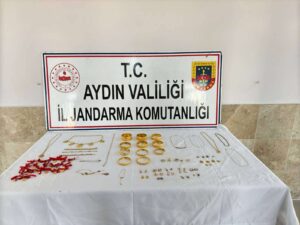 Nazilli’de dolandırdığı altınlarla İzmir’de yakalandı