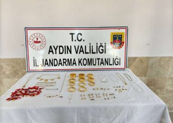 Nazilli’de dolandırdığı altınlarla İzmir’de yakalandı