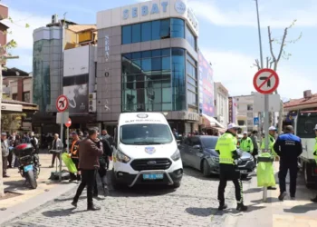 Döviz bürosunda silahlı kavga; 1 yaralı