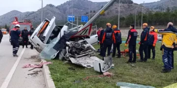 Duruşmaya giden avukat feci kazada can verdi