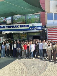 İncirliova’da uzun yıllardan beri Toprak Tarım adı altında çiftçi ve