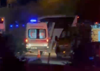 Aydın’da yolcu otobüsü kaza yaptı