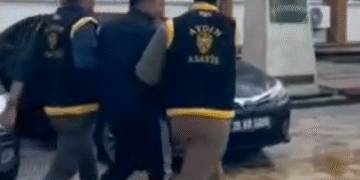 Aydın’da cezaevi firarisi şafak operasyonuyla yakalandı