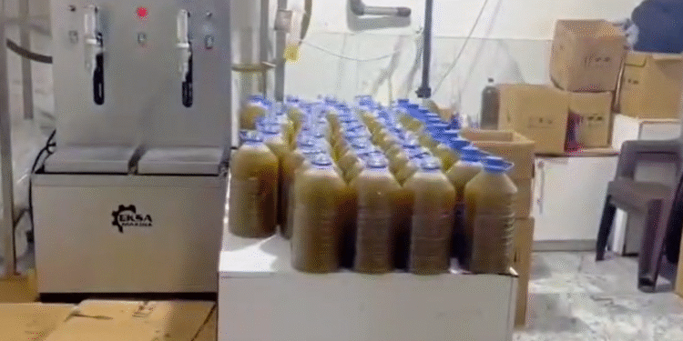 Aydın’da 10 ton sahte zeytinyağı ele geçirildi