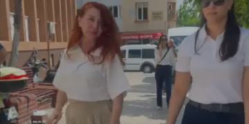 Aydın’da Gazeteci Yelis Ayaz yaptığı haberden dolayı tutuklandı