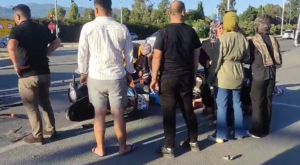 Şehir Hastanesi kavşağında feci kaza: 3 kişi yaralandı Şehir Hastanesi kavşağında feci kaza: 3 kişi yaralandı