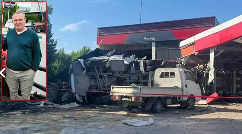 Bursa'nın İznik ilçesinde kömür yüklü TIR'ın, akaryakıt istasyonuna girdiği kazada,