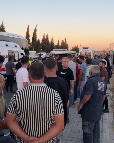 İncirliova’da beton mikseri dehşeti 10 kişi yaralandı İncirliova’da beton mikseri dehşeti 10 kişi yaralandı
