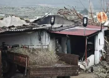 Elektrik sobasından çıkan yangında öldü