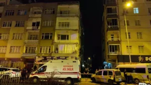 Eşini öldürüp aynı tabancayla intihar etti