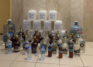 Aydın’ın İncirliova İlçesinde polisin bir eve yaptığı operasyonda 55 litre