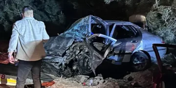 Feci kazada anne ve baba öldü, çocukları yaralı