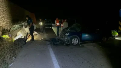 Bursa'nın İznik ilçesinde, içinde askeri personelin de bulunduğu otomobil ile