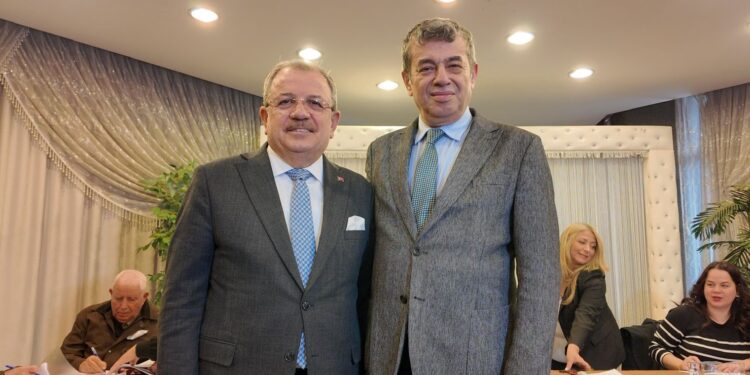 Federasyon Başkanı Karataş’tan Başkan Künkcü’ye övgü dolu sözler