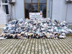 Germencik’te 2 milyon TL’lik sahte ürün ele geçirildi