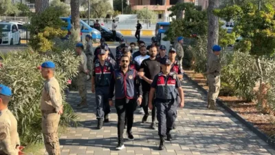 Germencik’te 800 milyon TL’lik vurgunda tutuklu sayısı 5’e çıktı Aydın'ın Germencik ilçesinde 800 milyon TL'lik konut ve arsa satışında