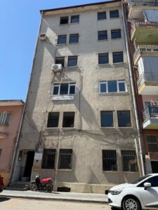 Germencik’te devlet daireleri kirada, emniyet konteynerde (3)