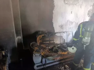 Germencik’te ev yangını 5 kişi dumandan etkilendi