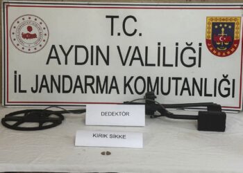 Germencik’te kaçak kazıya suçüstü 5 gözaltı