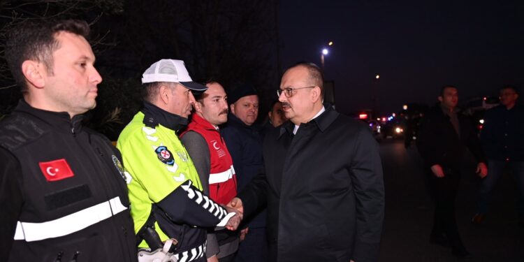 Vali Canbolat, güvenlik güçlerinin yeni yılını kutladı