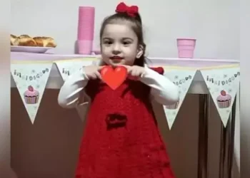 Havuza düşen 3 yaşındaki Nazlı, kurtarılamadı