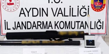 Define ararken 5 şüpheli suçüstü yakalandı