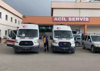 İki yengesini silahla vurarak öldürdü