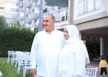 İncirliova Belediye Başkanı Aytekin Kaya Umreye gitti