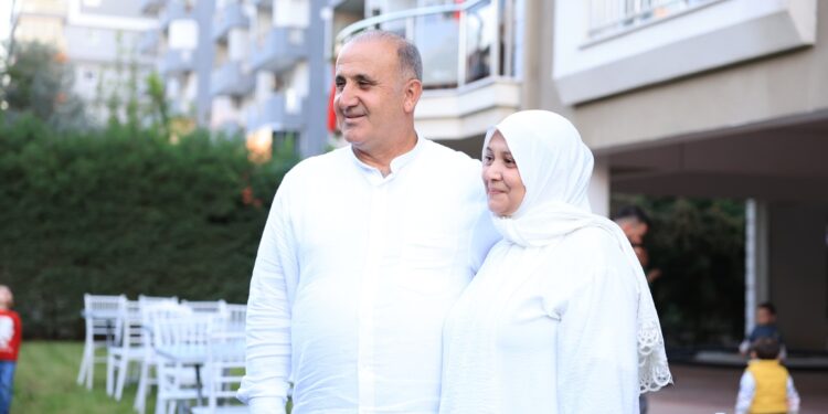 İncirliova Belediye Başkanı Aytekin Kaya Umreye gitti