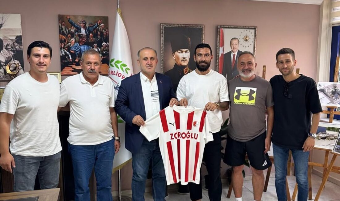 Profesyonelliğe Geçiş Ligi'nde (PGL) mücadele edecek olan İncirliova Belediyespor, yeni