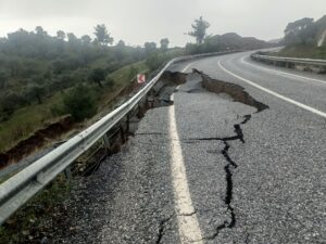 Aydın’ın İncirliova ilçesinde, İkizdere Barajı üst kısmında çok sayıda kırsal
