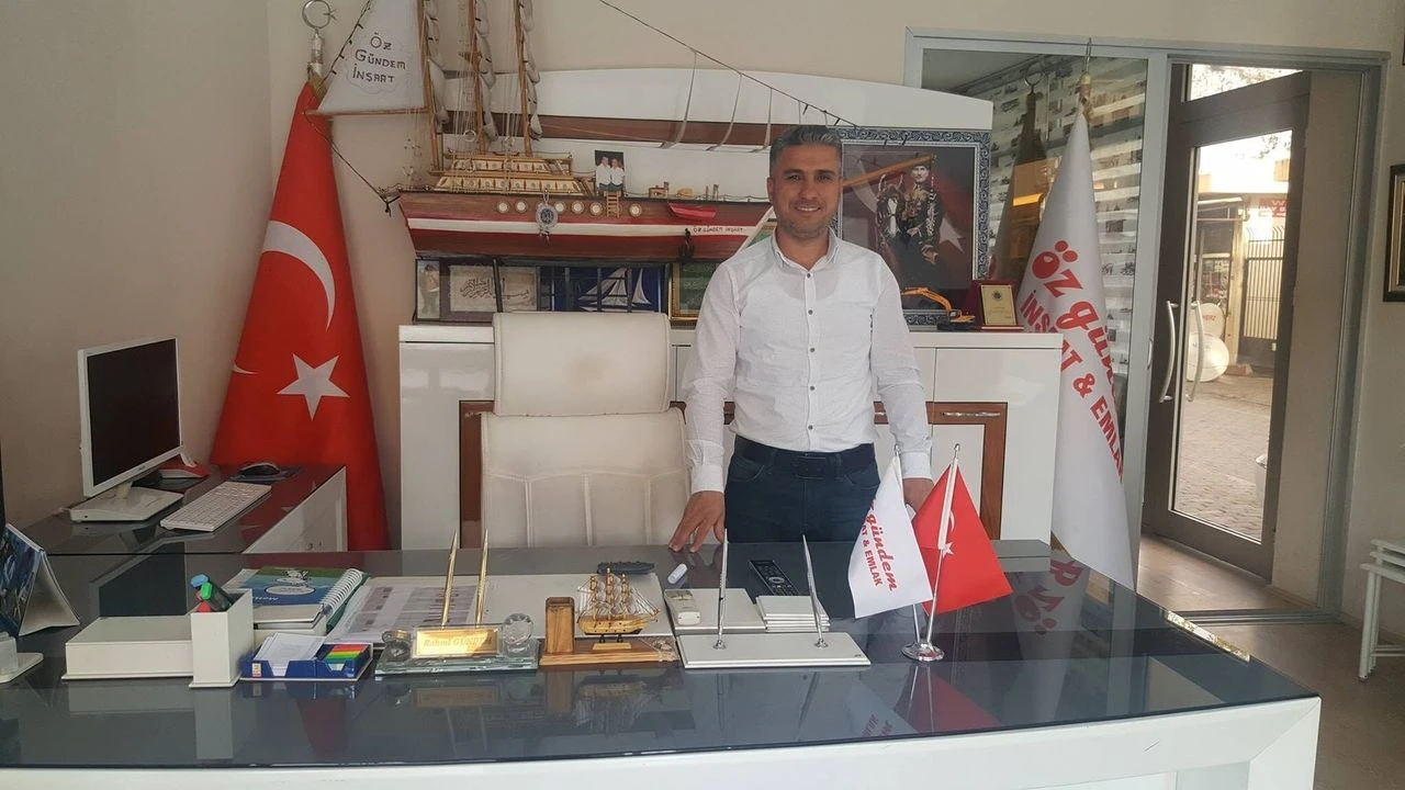 Incirliova YENI Parti’de uyeler yeni yonetim istiyor (2) Incirliova YENI Parti’de uyeler yeni yonetim istiyor (2)