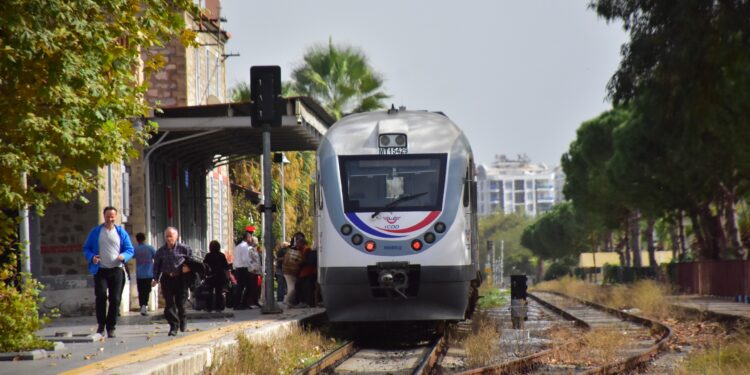 İncirliova’da AY BAN Banliyö hattı geliyor (1)