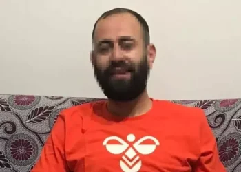 İncirliova’da Atatürk’e saygı duruşunda bulunanlarla alay etti