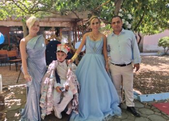 İncirliova’da Aytaç Cünlü erkekliğe ilk adımını attı