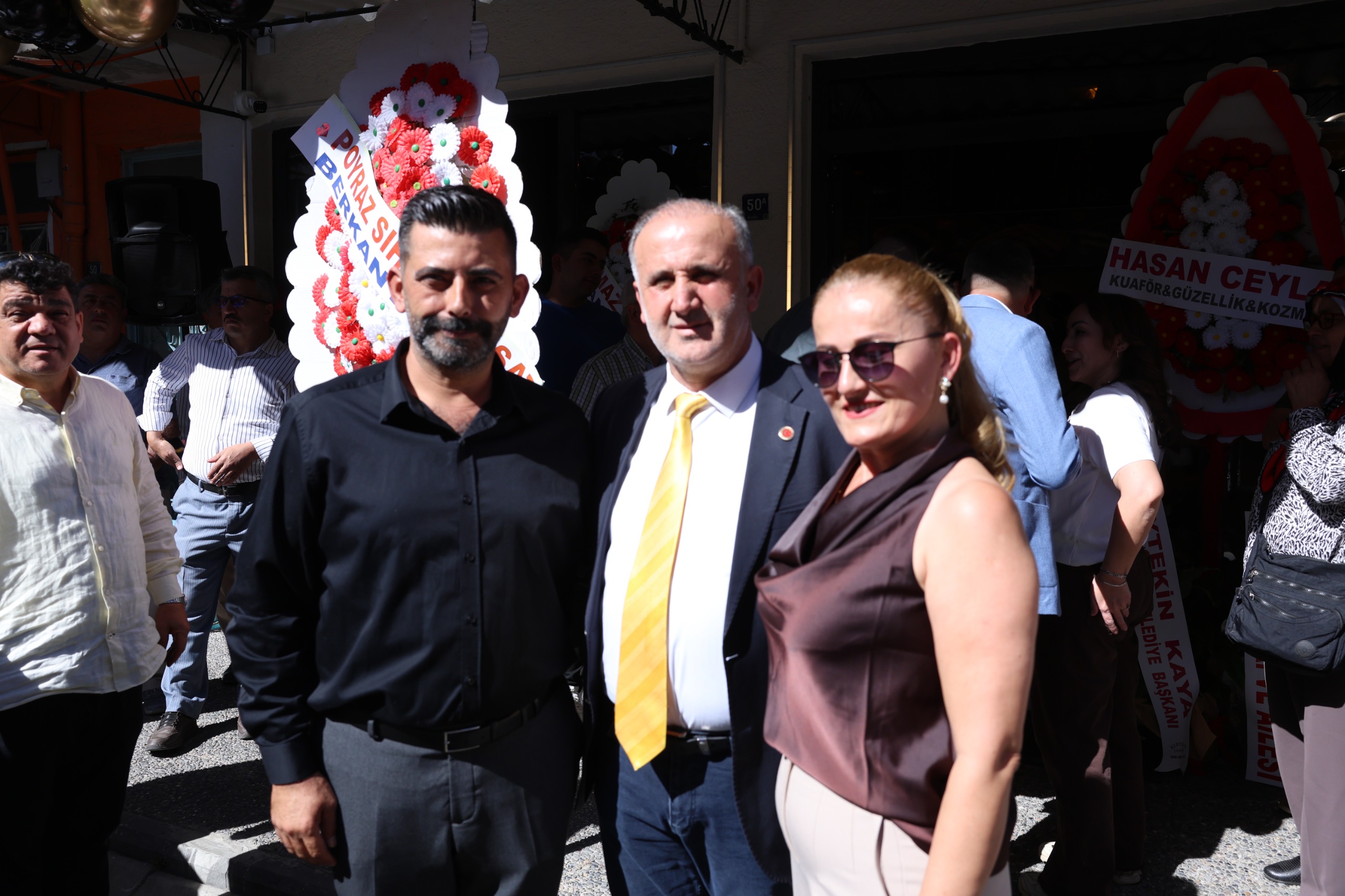 Incirliova’da Mekan 256 heyecani Firin Kafe hizmete acildi (2) Incirliova’da Mekan 256 heyecani Firin Kafe hizmete acildi (2)