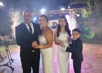 İncirliova’da Türkeş ailesinin mutlu günü (2)