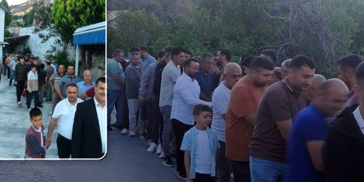 İncirliova’da asırlık gelenek için metrelerce kuyruk oluştu (2)