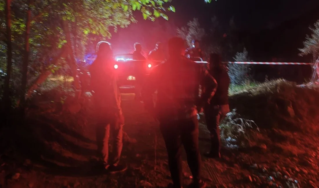 İncirliova’da belediye personeli tarlada ölü bulundu Aydın’ın İncirliova ilçesinde belediye personeli Sezgin Keçeci (49), Dereağzı Mahallesi’nde