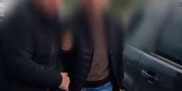 İncirliova’da durdurulan otomobilden FETÖ hükümlüsü çıktı (1)