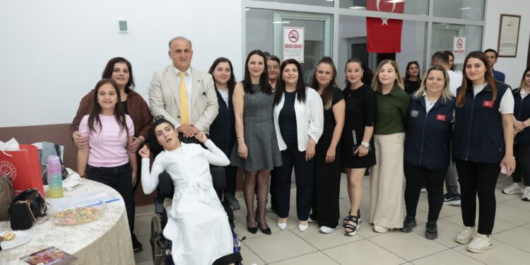İncirliova'da engelli gençler için asker eğlencesi (2)