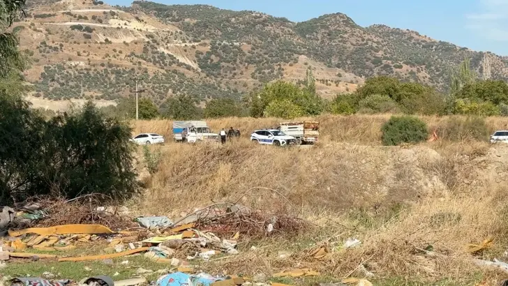 İncirliova’da eşini vurarak kaçan şüpheli yakalandı Aydın’ın İncirliova İlçesinde birlikte yaşadığı Emel B’yi pompalı tüfekle vurarak
