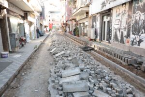 İncirliova’da esnaf ve yayalar rahat edecek (1)