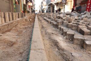 İncirliova Belediyesi ilçenin en işlek arterlerinden biri olan Fevzi Paşa