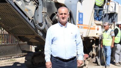 İncirliova Belediyesi'nin Başkan Aytekin Kaya öncülüğünde ilçenin ulaşım altyapısına yönelik