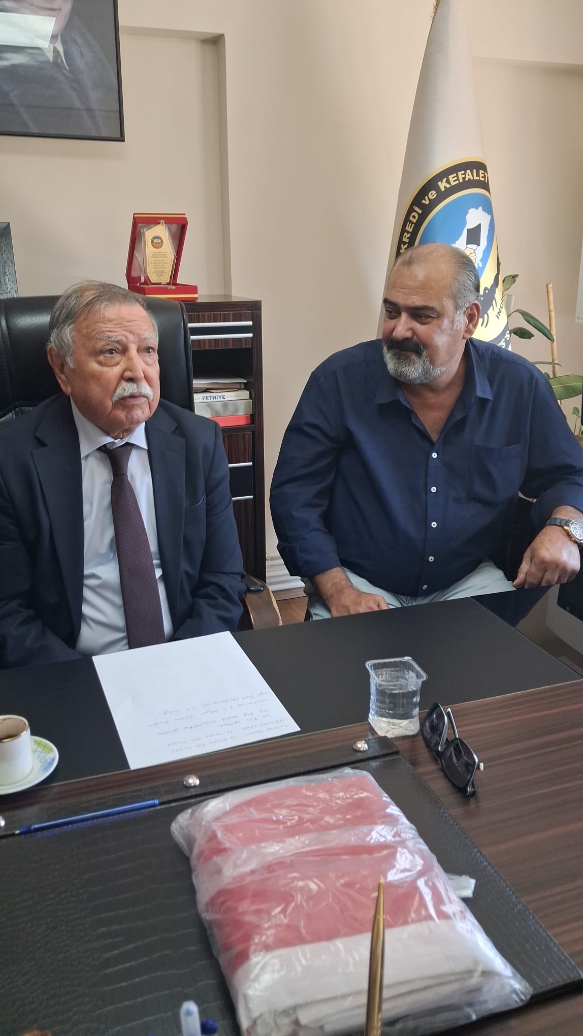 Incirliova’da kritik toplanti Esnaf kredilerinde 13,2 milyar TL (3) Incirliova’da kritik toplanti Esnaf kredilerinde 13,2 milyar TL (3)