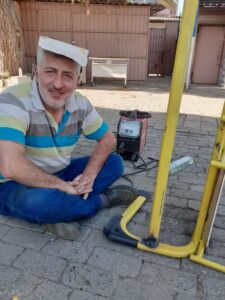 Aydın’ın İncirliova ilçesinde bulunan Acarlar İmam Hatip Ortaokulu Müdürü Mustafa