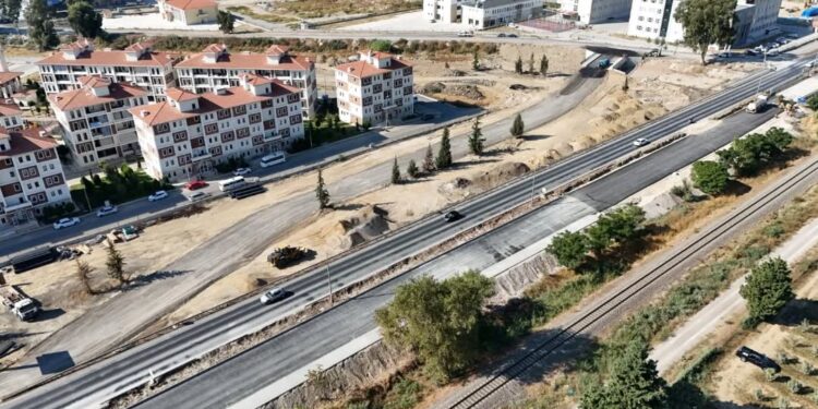 İncirliova’da okullar bölgesi yola kavuştu (2)