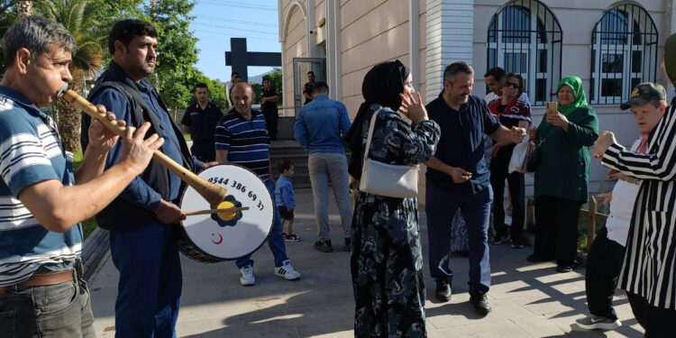 İncirliova’da özel bireyler bir günlüğüne asker oldu (1)