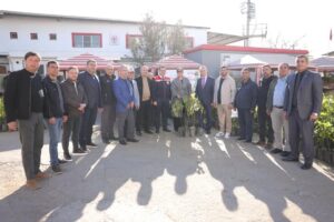 İncirliova’da sertifikalı fidan desteği üreticiyle buluştu (2)